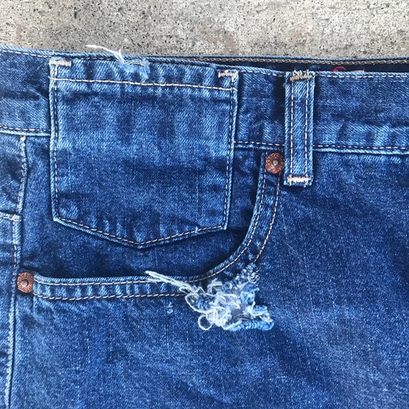 Women's GUESS Bleached/Distressed Denim Skirt - Picture 5 of 8